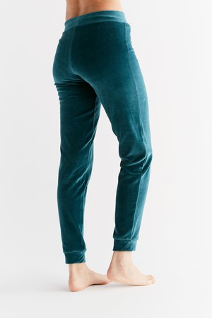 1466-063 | Women velour Pant - Fir from Leela Cotton