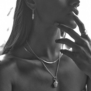 Peacock Hoops Silver Outlet from Loft & Daughter