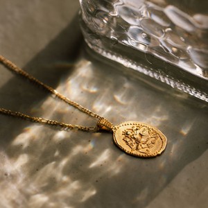 She Who Has Courage Pendant Gold Vermeil from Loft & Daughter