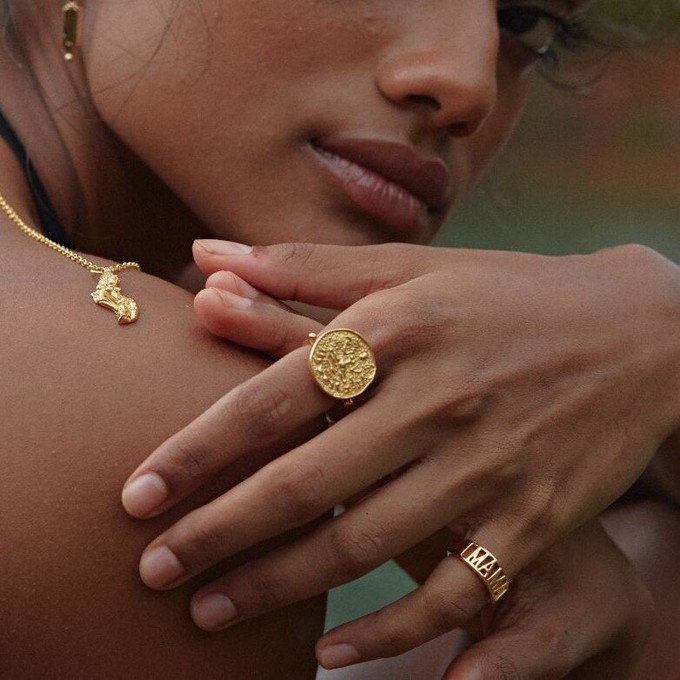 Mama Signet Ring Gold Vermeil from Loft & Daughter