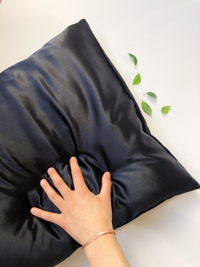 Organic Silk Satin & Eco Modal Pillowcase from Māsa Organic