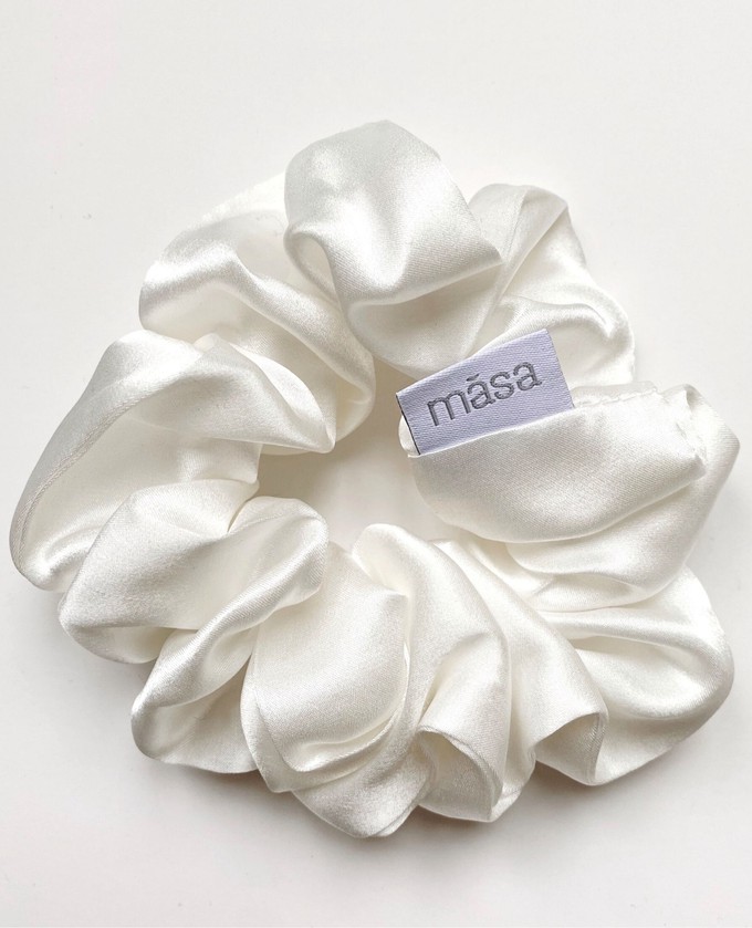 Organic Silk Scrunchie in Pearl White from Māsa Organic