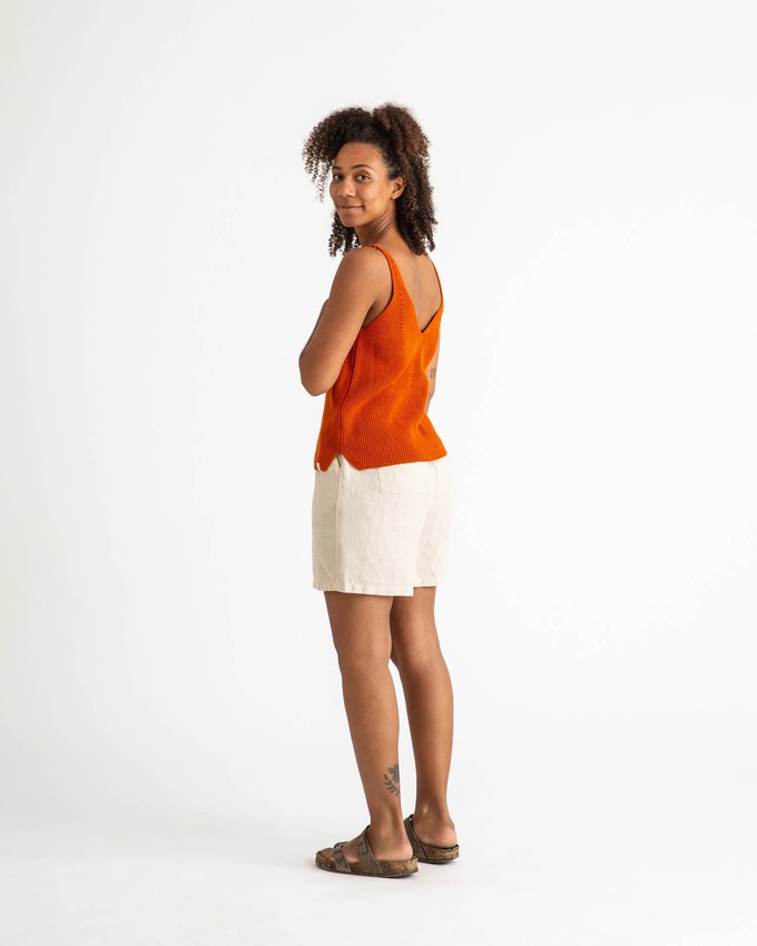 Simple Shorts almond from Matona