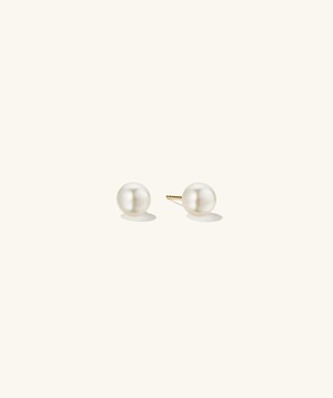 Pearl Oversized Studs from Mejuri