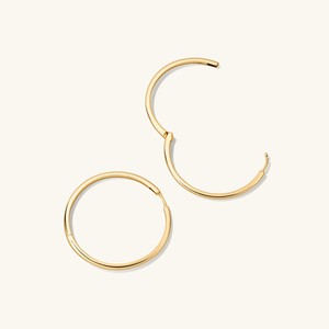 Tube Oversized Hoops from Mejuri