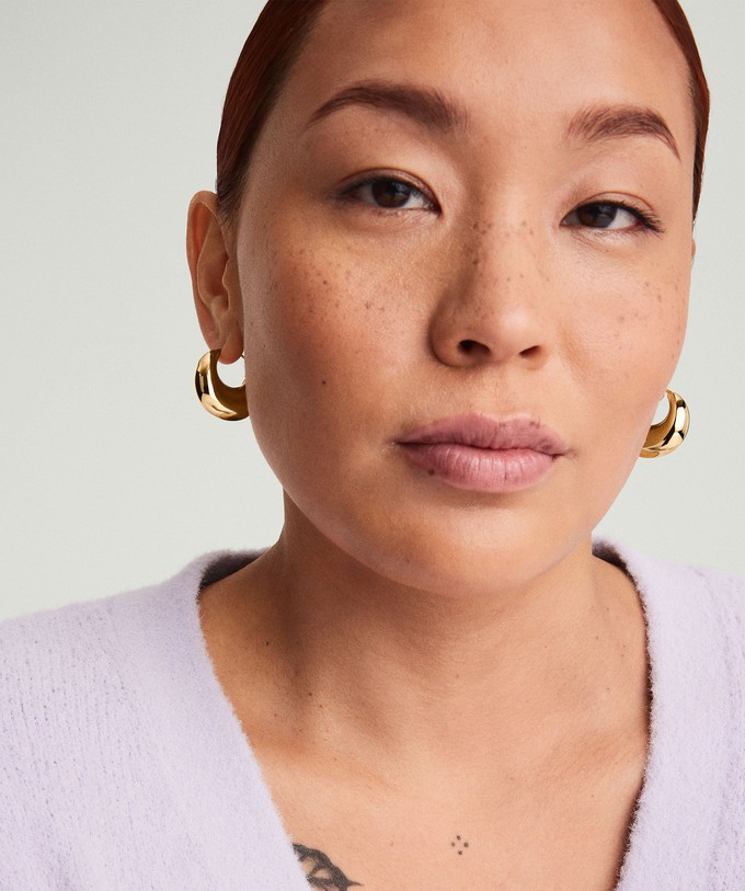 Sculptural Hoops from Mejuri