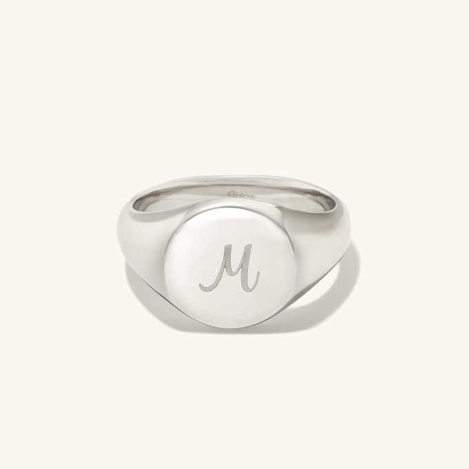 Bold Round Signet Ring from Mejuri