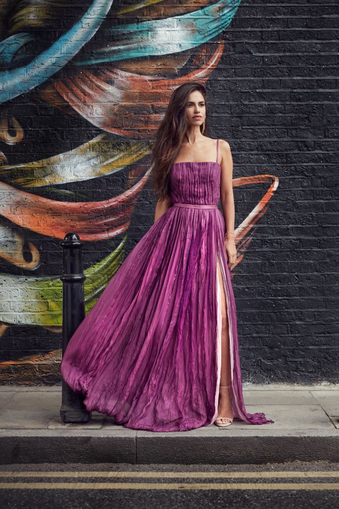 Indo-Western Dresses: Fusion for the Upcoming Wedding Season – TradeUNO  Fabrics