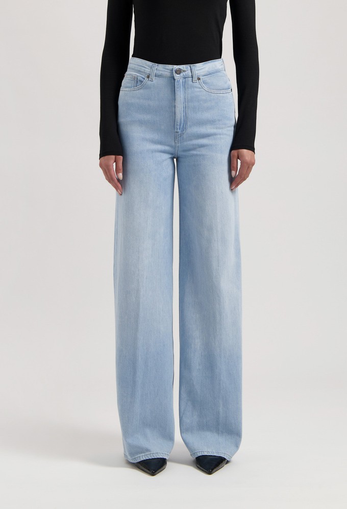 Sara High Loose Flow - Stone Vintage from Mud Jeans