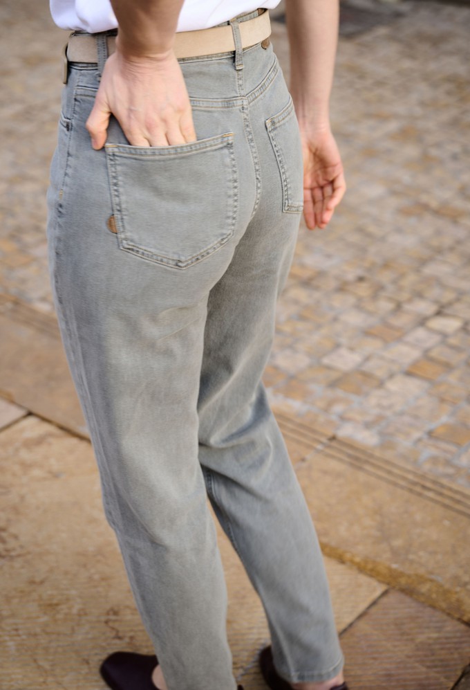 Mams High Tapered - Faded Grey from Mud Jeans