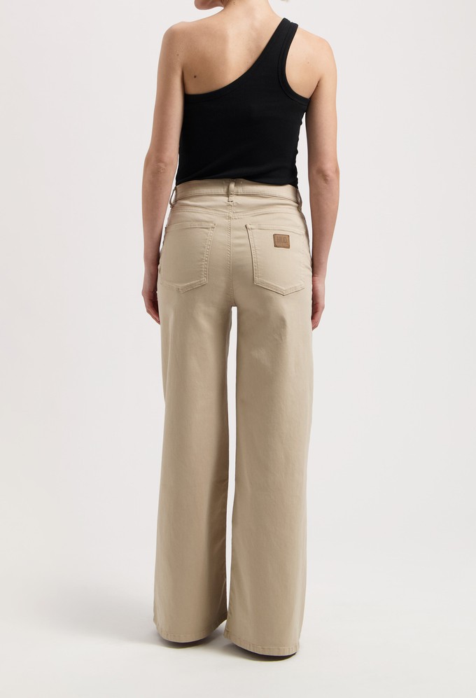 Chelsea Mid Loose - Sand from Mud Jeans