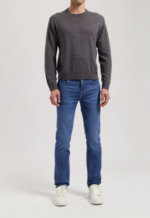 Bryce Mid Straight - Authentic Indigo from Mud Jeans