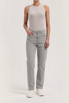 Mams High Tapered - Faded Grey via Mud Jeans