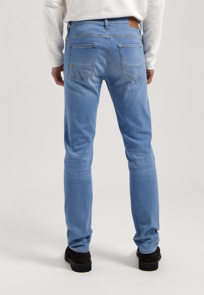 Daily Mid Tapered - Old Stone from Mud Jeans
