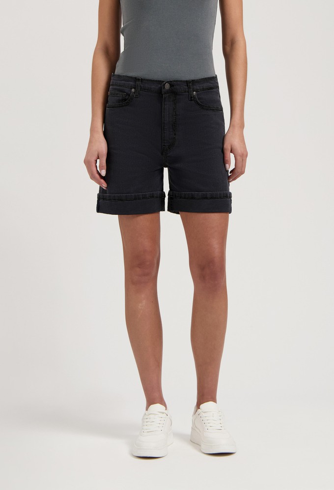 Luna Mid Short - Black Vintage from Mud Jeans