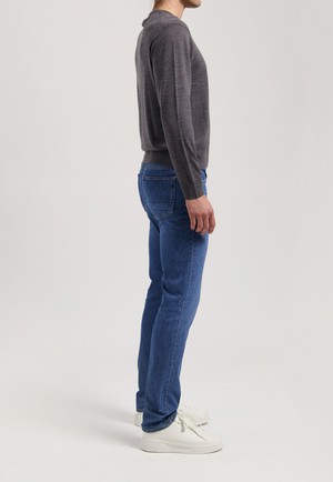 Bryce Mid Straight - Authentic Indigo from Mud Jeans