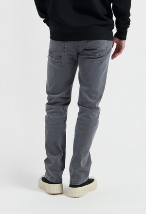 Bryce Mid Straight - Light Grey from Mud Jeans