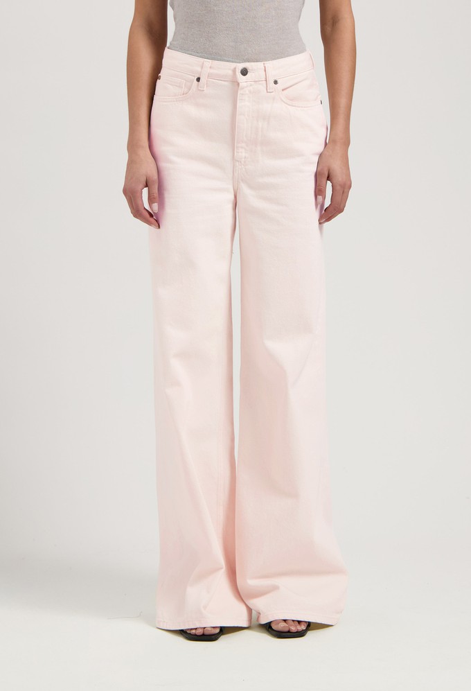 Sara High Loose Flow - Rosewater from Mud Jeans