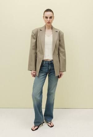 Carry Mid Straight - Earth Vintage from Mud Jeans