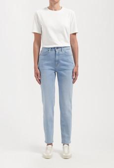 Mams High Tapered - Light Aged via Mud Jeans