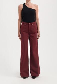 Sara High Loose Flow - Burgundy via Mud Jeans