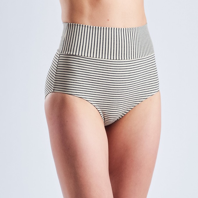 SURFSHORTS STRIPE from Mymarini