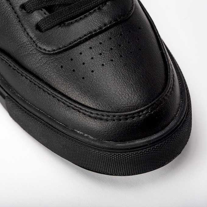 Pole Black Pre-Loved from NAE Vegan Shoes
