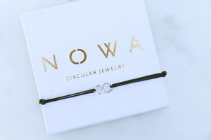 No Waste Bracelet Silver – available in 8 different colors from Nowa