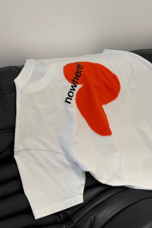 Nowhere spray red t-shirt from NWHR