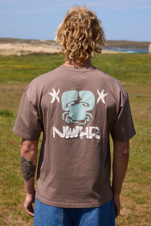 Camiseta entre as pedras brown from NWHR