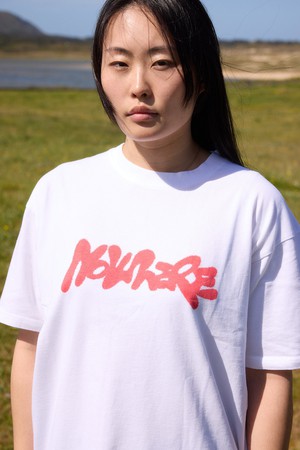 Camiseta nowhere spray from NWHR