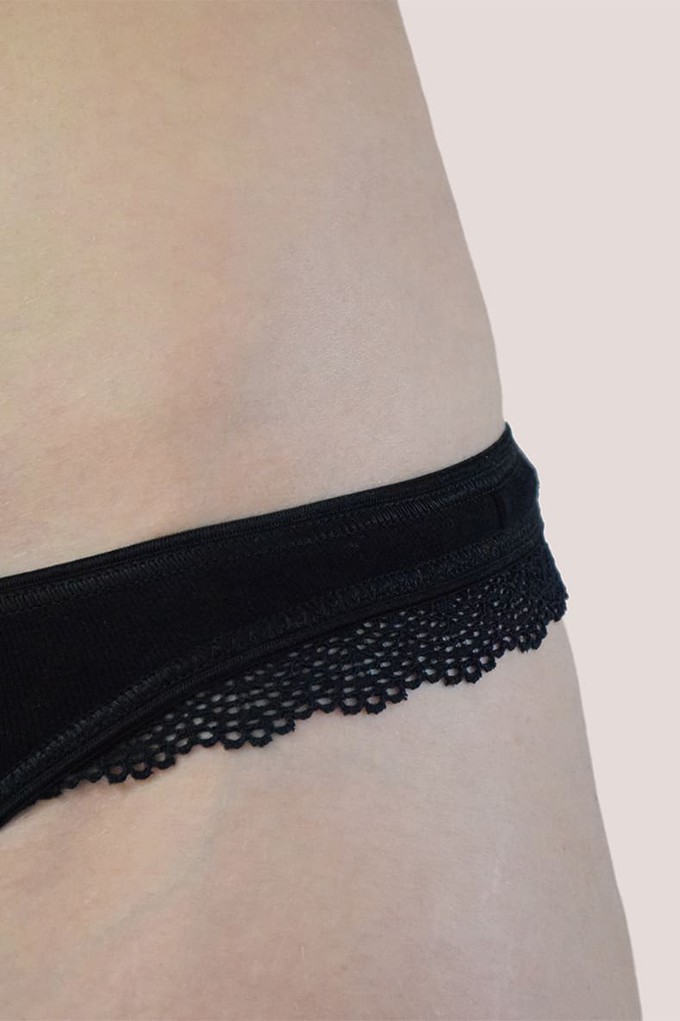 Elle Thong - Black Licorice from Olly