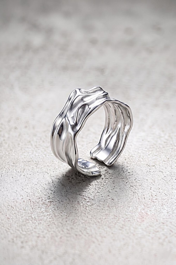 The Sculpted Wave Ring from organsk