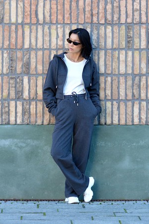 The Organic Straight-Leg Sweatpants - Green from organsk