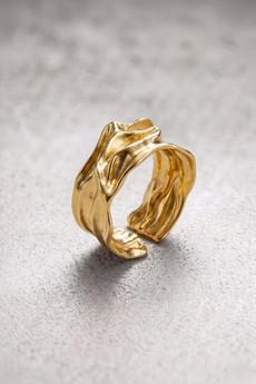 The Sculpted Wave Ring via organsk