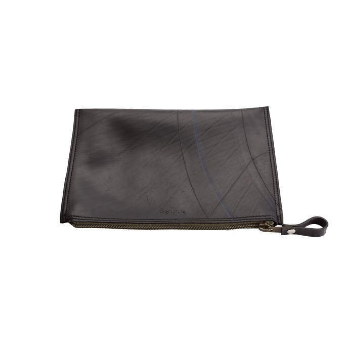 Lewis Essential Medium Flat Vegan Pouch from Paguro Upcycle