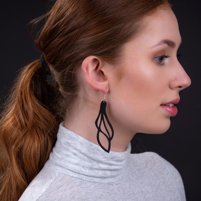 Vine Lightweight Inner Tube Earrings from Paguro Upcycle