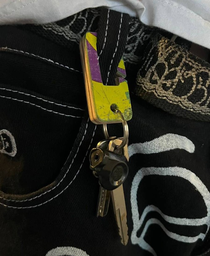 DeckLoop Recycled Skateboard Belt-Hook Keyring from Paguro Upcycle