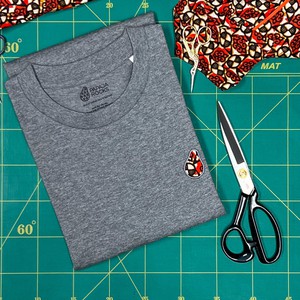 De Logo Re-Use | T-shirt Unisex | Mid-Heather Grey from PapajaRocks