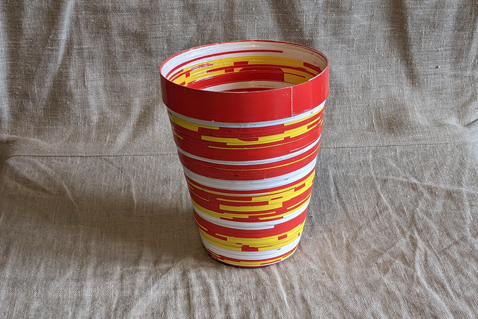 Colorful decorative cups made of recycled paper "GULU" from PEARLS OF AFRICA