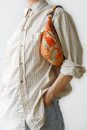 Reversible Velvet Underarm Bag from Pepavana