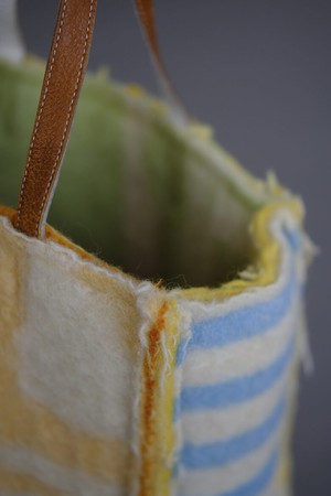 Swan Layers Bag Couverture Fameuse from Pepavana