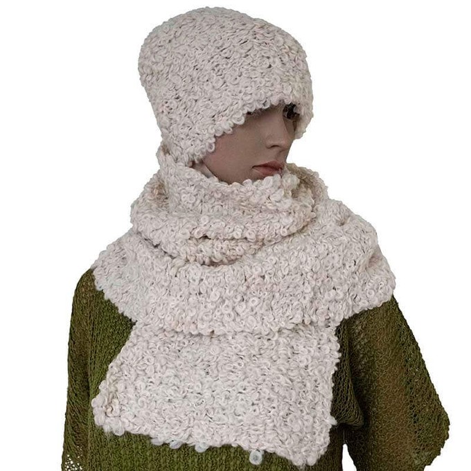 Boucle Scarf and Hat Ivory White - Knitted Apaca Wool Beanie from Quetzal Artisan
