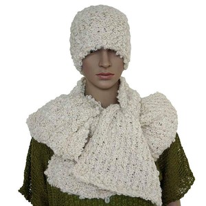 Boucle Scarf and Hat Ivory White - Knitted Apaca Wool Beanie from Quetzal Artisan