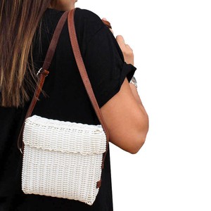 Small Bag Ivory White - Handmade of Recycle Plastic from Quetzal Artisan