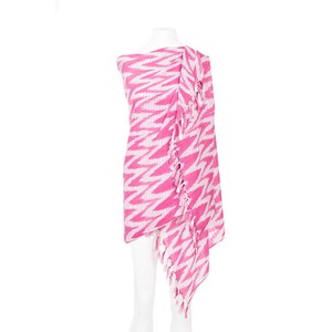 Pink Waves Tie Dye Shawl | Eco-Friendly Handmade Cotton Wrap from Quetzal Artisan
