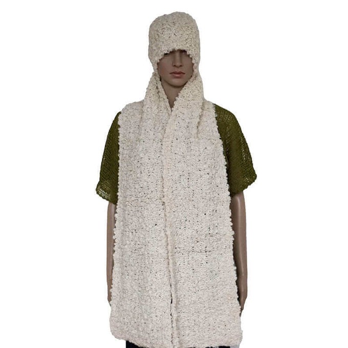 Boucle Scarf and Hat Ivory White - Knitted Apaca Wool Beanie from Quetzal Artisan
