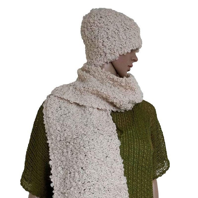 Boucle Scarf and Hat Ivory White - Knitted Apaca Wool Beanie from Quetzal Artisan