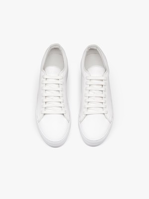 Grape Essential - Classic White from QURC. amsterdam