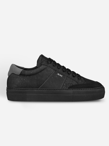Fragment Low All Black from QURC. amsterdam